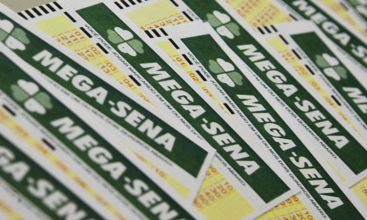 Mega-sena acumula mais uma vez e prêmio vai a R$ 100 milhões