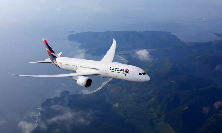 Assento do piloto mexeu ‘sem querer’ e fez Boeing da Latam cair 120 metros, aponta investigação